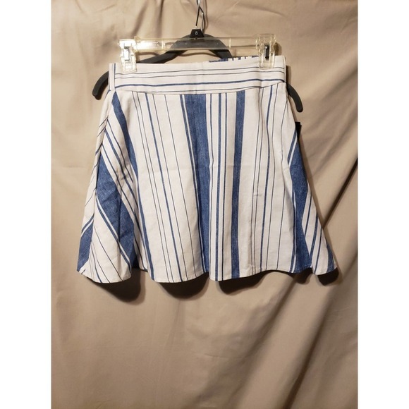 X-small Stoosh A line mini-skirt. Blue & white. 17" waist to hem. NWT. - Picture 1 of 2